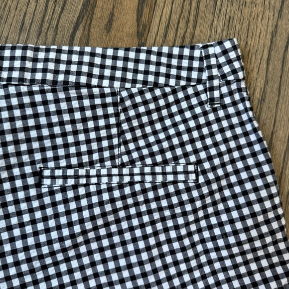 Old Navy Black and White Gingham Shorts - Picture 6 of 6